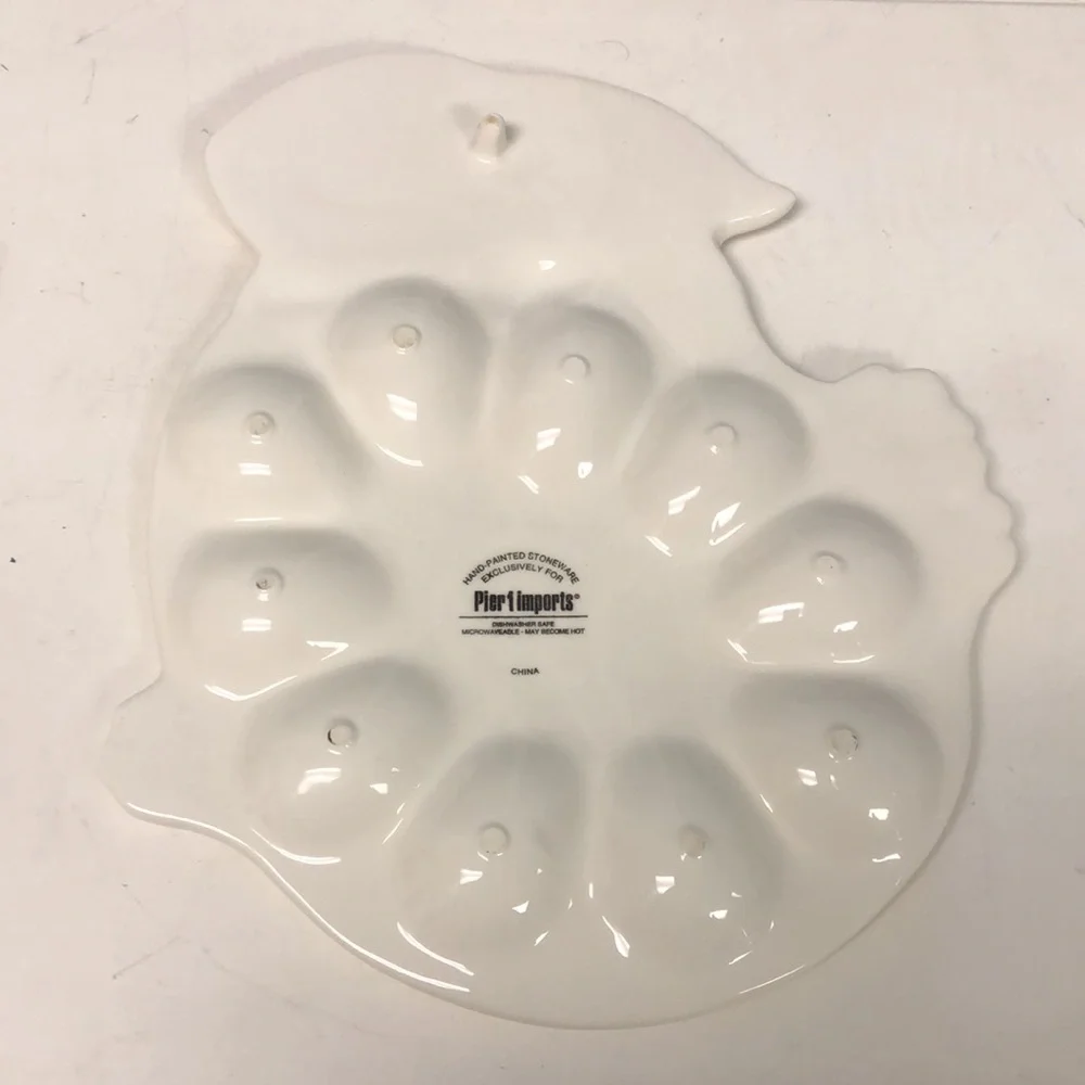 Pier 1 imports Easter 3D bunny egg plate‎ 11” x 9” deviled egg serving